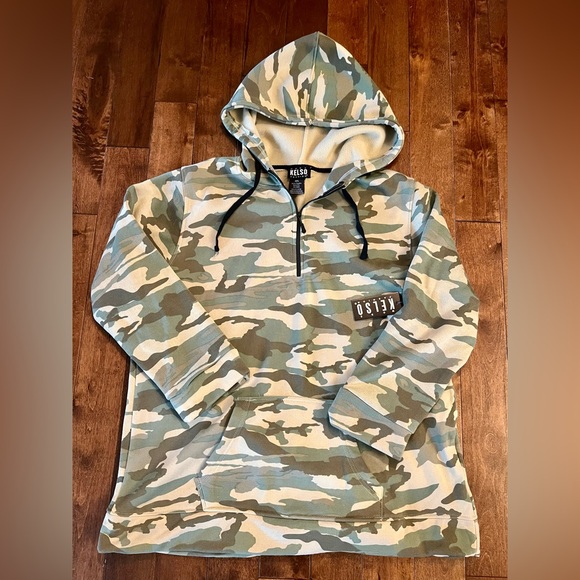 Men’s Camo Hoodie - Picture 3 of 4